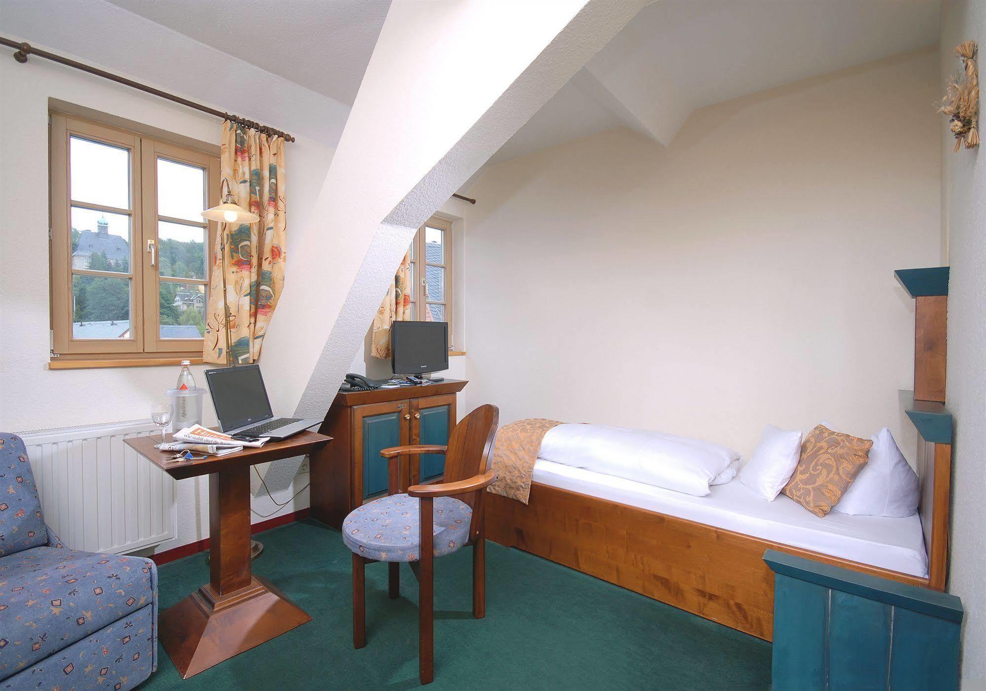 Hotel Saigerhuette Olbernhau Esterno foto
