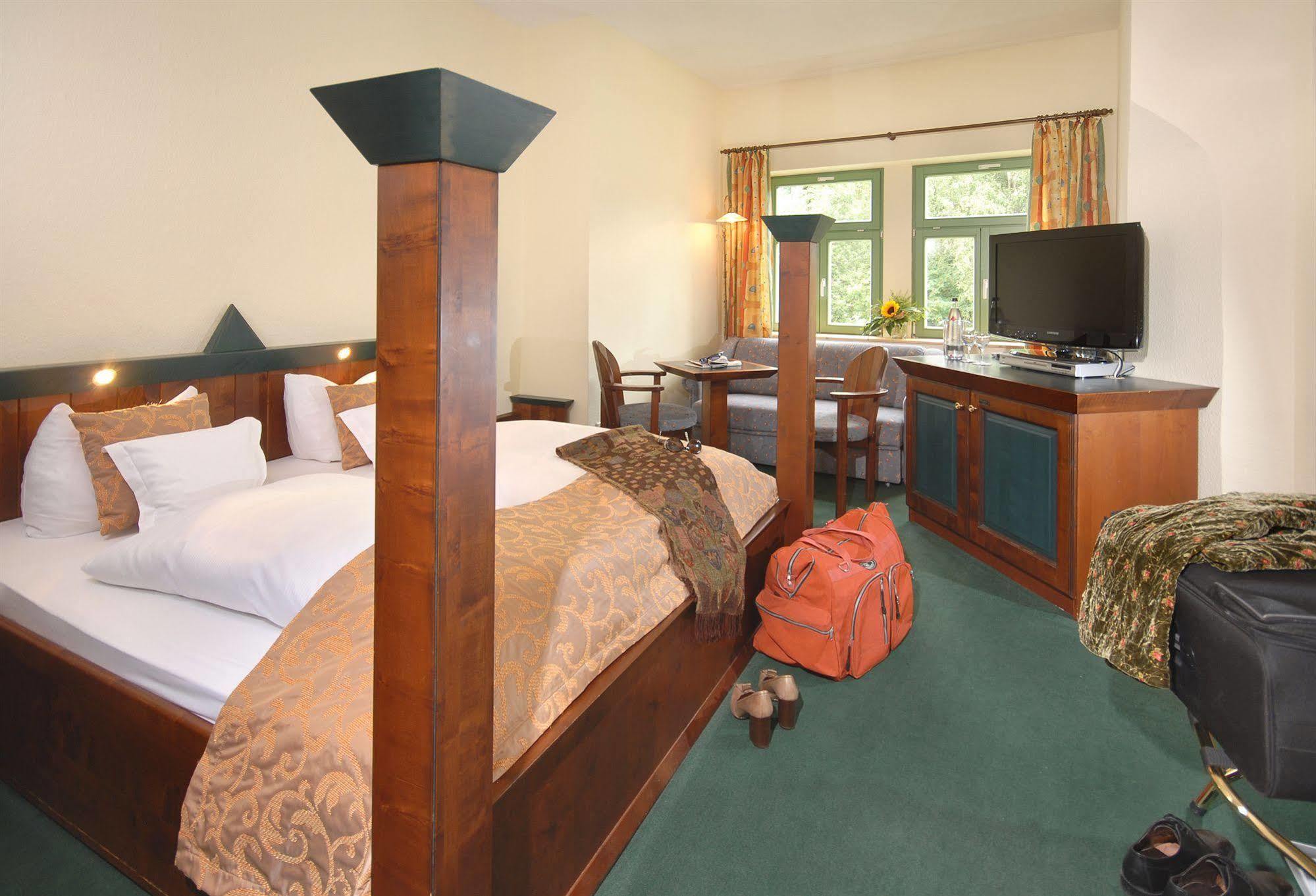 Hotel Saigerhuette Olbernhau Esterno foto
